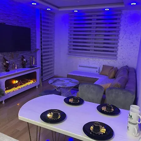 Stojanovic 1 Apartment